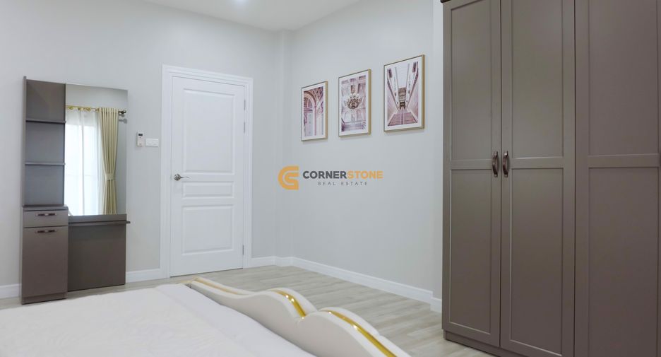 For sale 4 bedrooms house in Bang Lamung, Chonburi