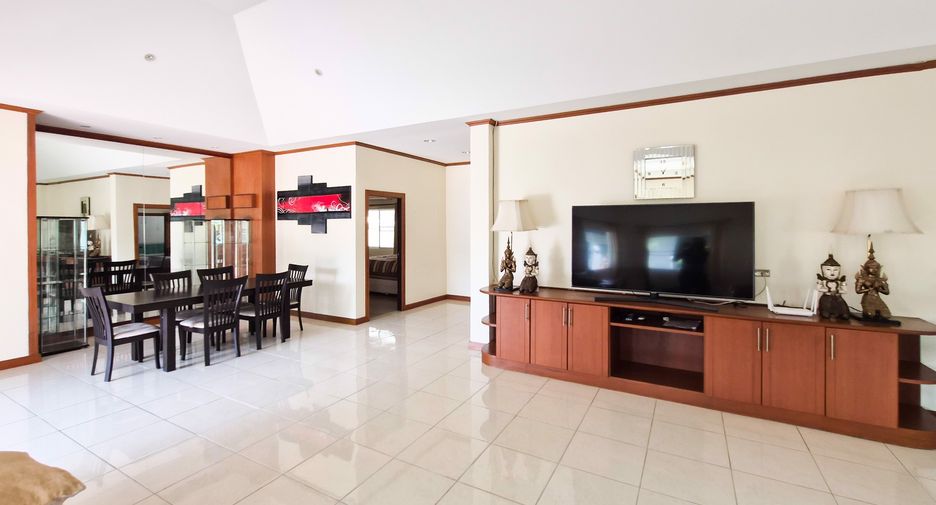 Casa en venta de 3 habitaciones en Bang Lamung, Chonburi