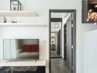 For rent 1 bed condo in Khlong Toei, Bangkok