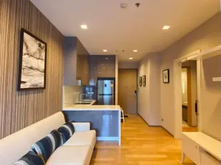Condo en alquiler de 1 habitaciones en Khlong Toei, Bangkok