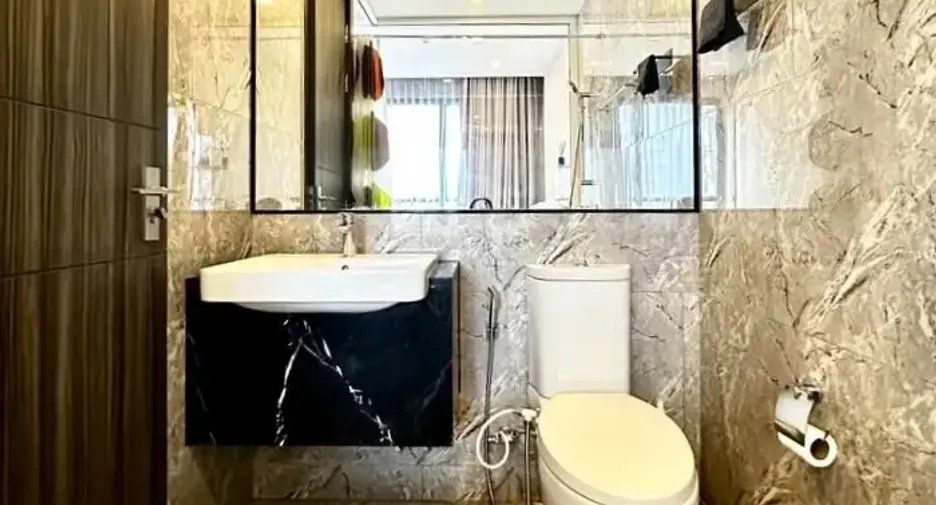 For rent and for sale 2 bedrooms condo in Khlong Toei, Bangkok