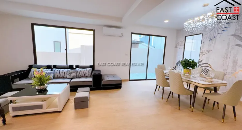 For rent and for sale 4 bedrooms house in Bang Lamung, Chonburi