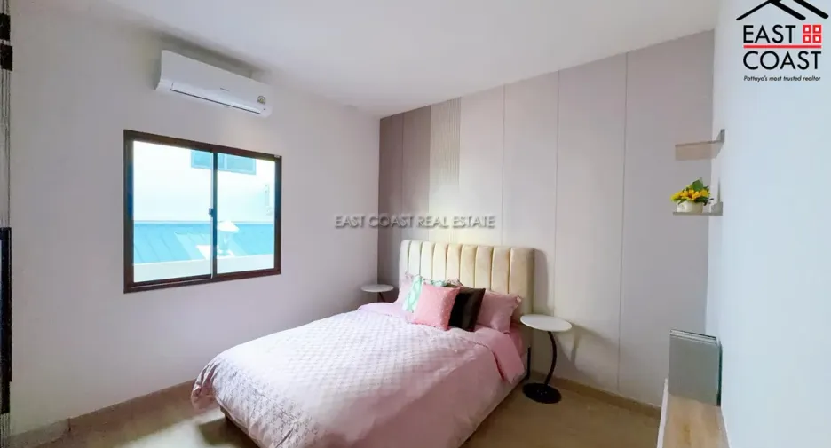 For rent and for sale 4 bedrooms house in Bang Lamung, Chonburi