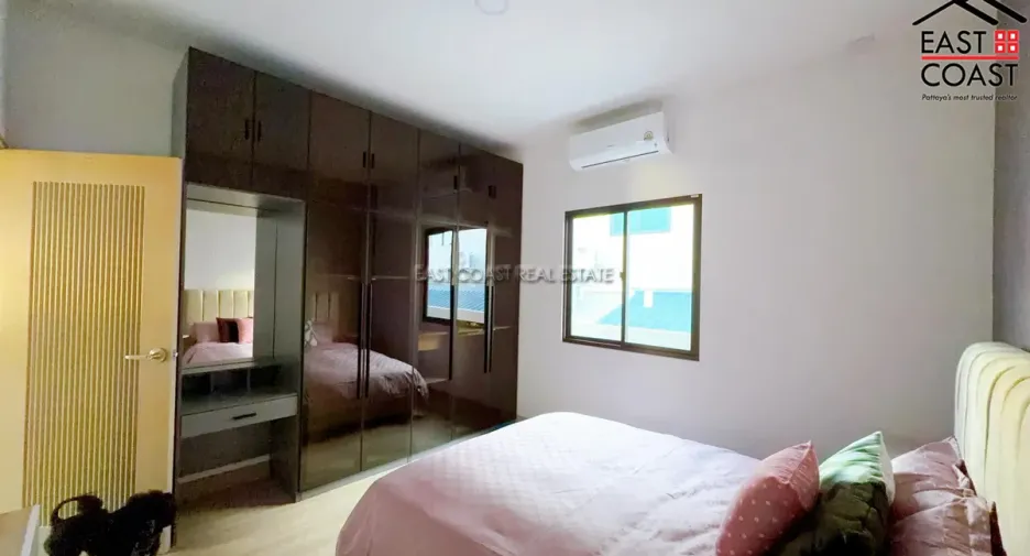 For rent and for sale 4 bedrooms house in Bang Lamung, Chonburi