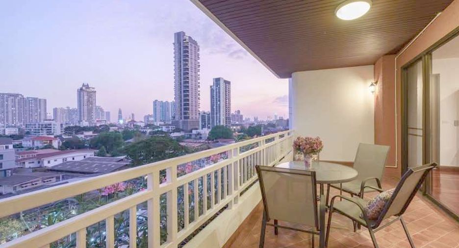 Condo en alquiler de 4 habitaciones en Sathon, Bangkok