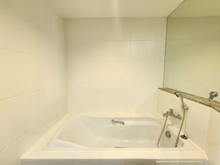 For rent 3 bedrooms condo in Yan Nawa, Bangkok
