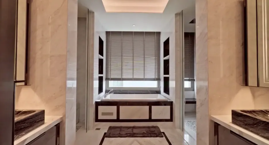 For rent and for sale 6 bedrooms condo in Khlong San, Bangkok