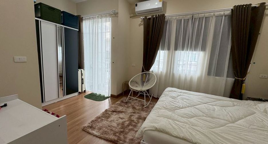 Продажа 4 спальни дом в Банг Ламунг, Чонбури