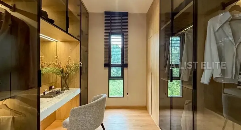 Casa en alquiler de 4 habitaciones en Bang Lamung, Chonburi