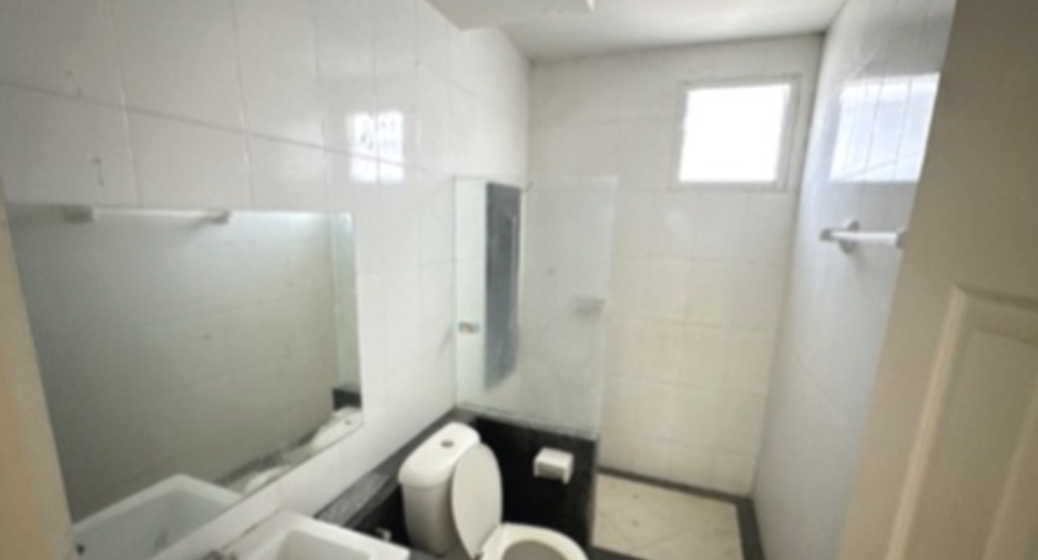 For sale 2 ベッドルーム house in Sattahip, Chonburi