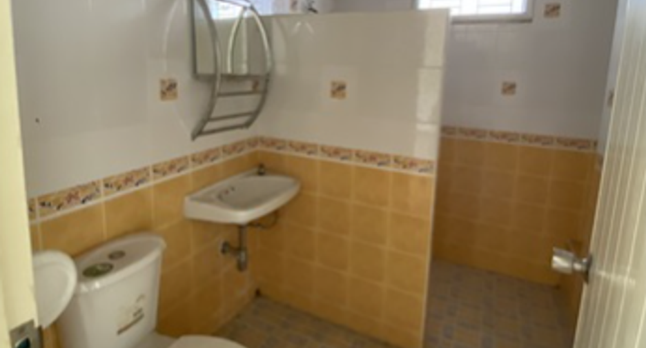 For sale 3 ベッドルーム house in Si Racha, Chonburi