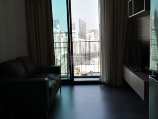 À louer 1 chambre condo à Khlong Toei, Bangkok