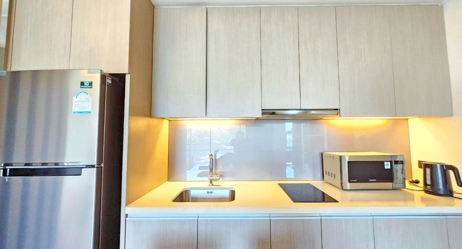 For rent 1 bed condo in Khlong Toei, Bangkok