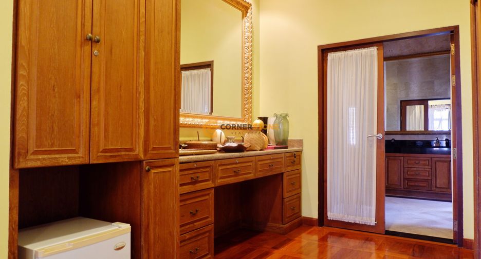 Haus zum Kauf mit 2 Zimmer in Sattahip, Chonburi