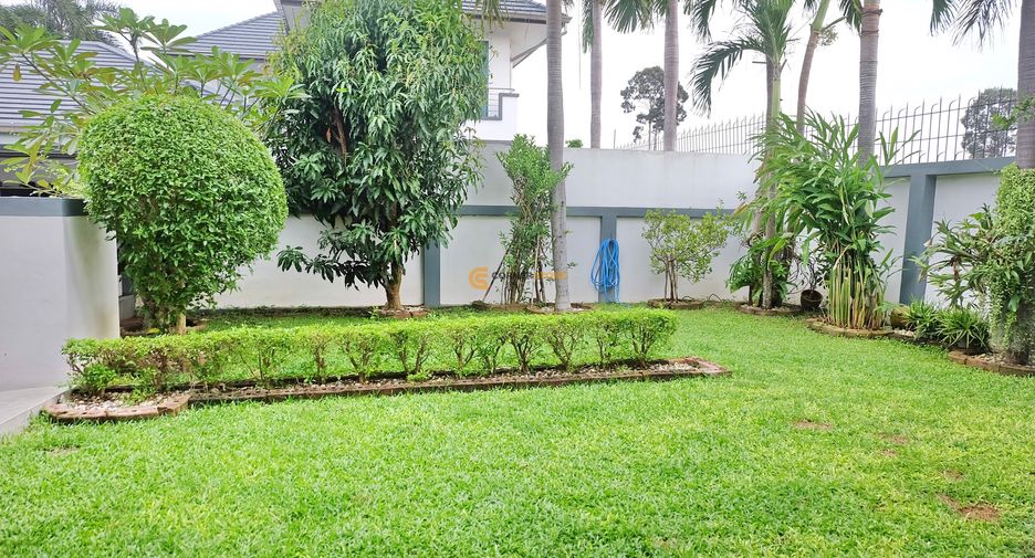 Haus zum Kauf mit 5 Zimmer in Bang Lamung, Chonburi