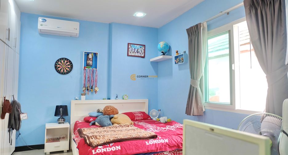 Haus zum Kauf mit 5 Zimmer in Bang Lamung, Chonburi