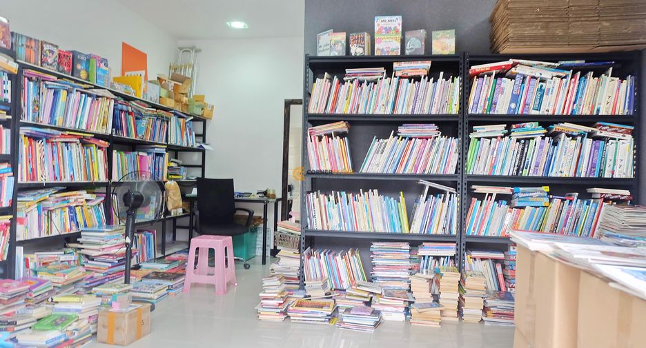Haus zum Kauf mit 5 Zimmer in Bang Lamung, Chonburi