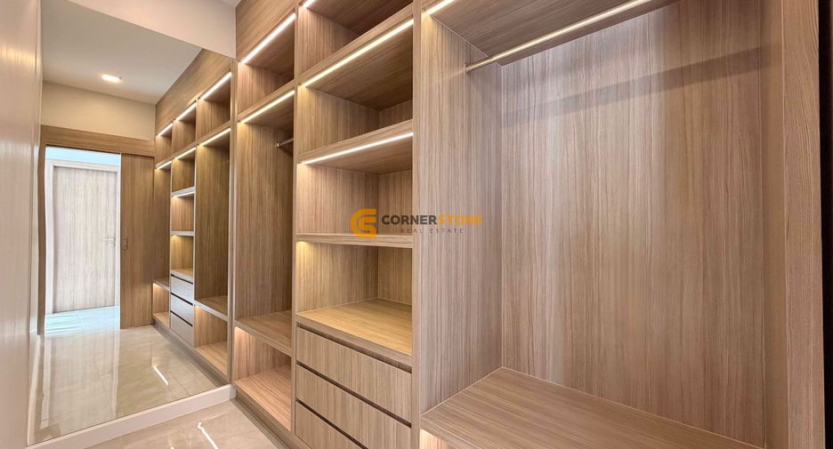 Haus zum Kauf mit 5 Zimmer in Bang Lamung, Chonburi