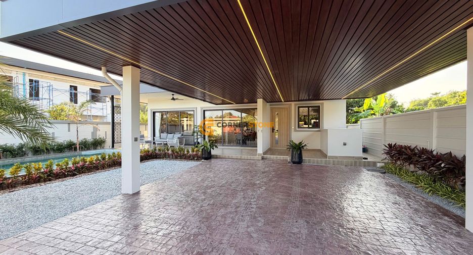 Haus zum Kauf mit 5 Zimmer in Bang Lamung, Chonburi