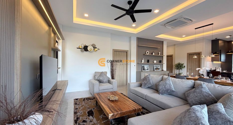 Haus zum Kauf mit 5 Zimmer in Bang Lamung, Chonburi