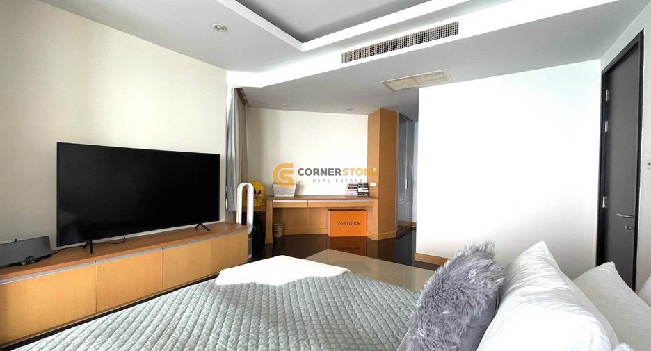 For rent and for sale 3 bedrooms condo in Jomtien, Pattaya