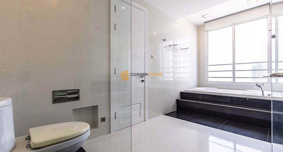 Condo en venta de 2 habitaciones en Jomtien, Pattaya