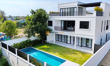 Haus zum Kauf mit 5 Zimmer in Bang Lamung, Chonburi