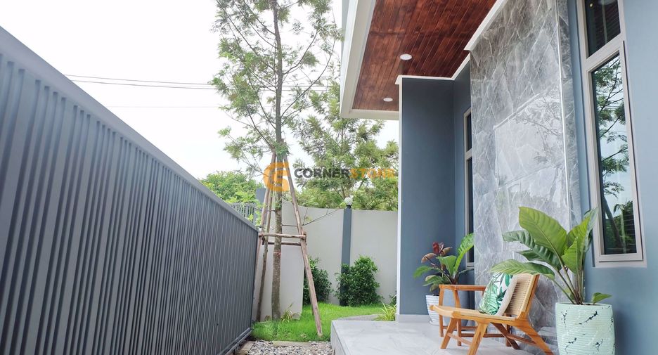 For sale 4 ベッドルーム house in Bang Lamung, Chonburi