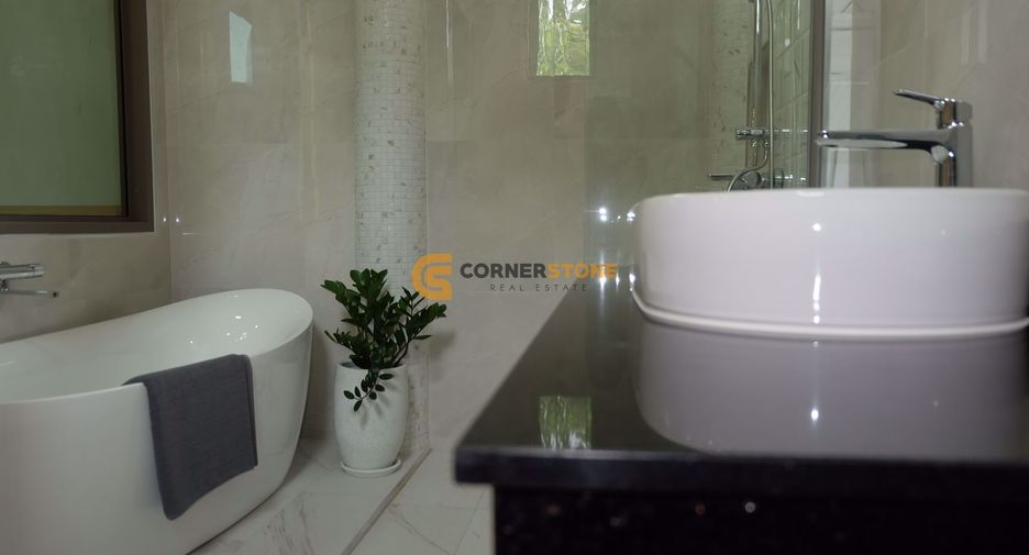 For sale 4 ベッドルーム house in Bang Lamung, Chonburi
