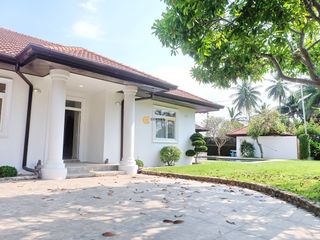 Haus zur Miete und zum Kauf mit 5 Zimmer in Bang Lamung, Chonburi