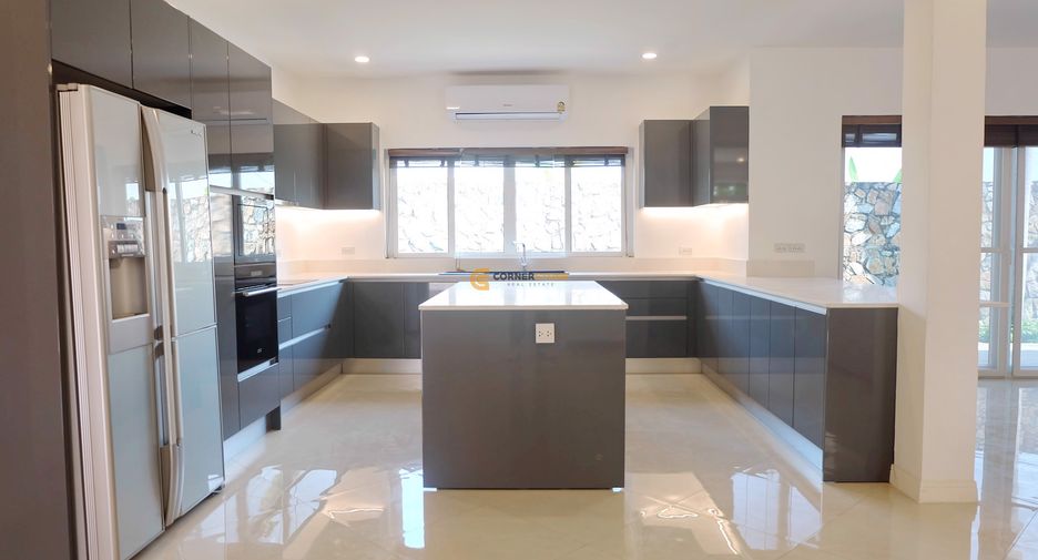 出租 和 出售 5 卧室 独立屋 在 Bang Lamung, Chon Buri