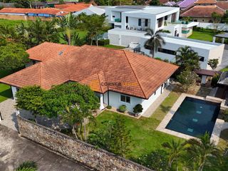 Haus zur Miete und zum Kauf mit 5 Zimmer in Bang Lamung, Chonburi