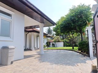 Haus zur Miete und zum Kauf mit 5 Zimmer in Bang Lamung, Chonburi