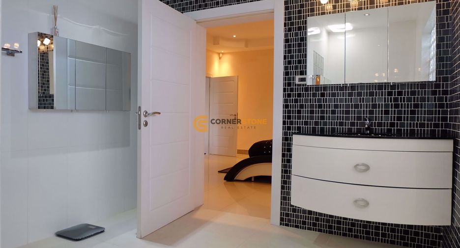 For sale 4 bedrooms house in Bang Lamung, Chonburi