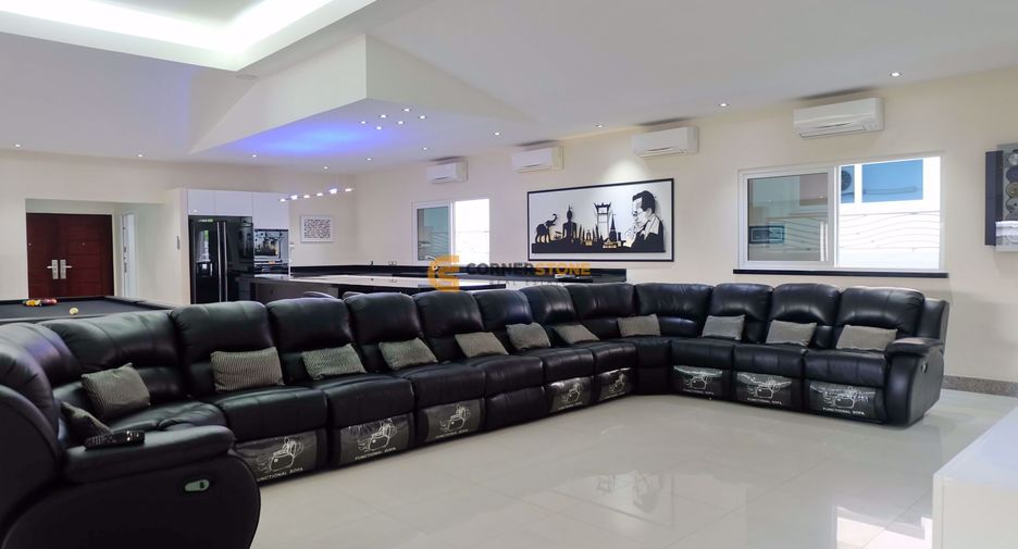 For sale 4 bedrooms house in Bang Lamung, Chonburi