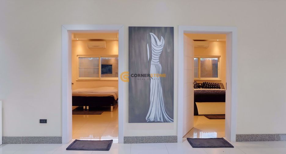 For sale 4 bedrooms house in Bang Lamung, Chonburi