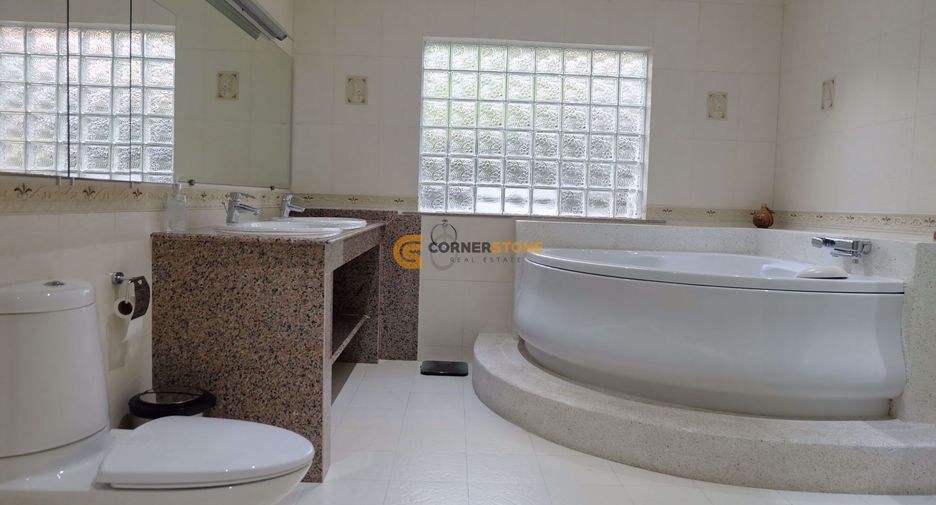 For sale 4 bedrooms house in Bang Lamung, Chonburi