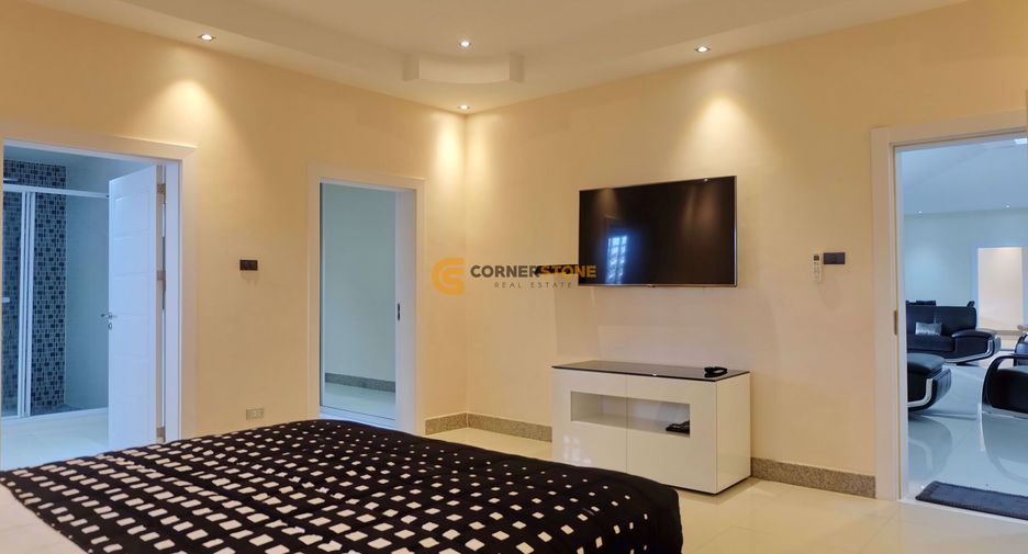 For sale 4 bedrooms house in Bang Lamung, Chonburi