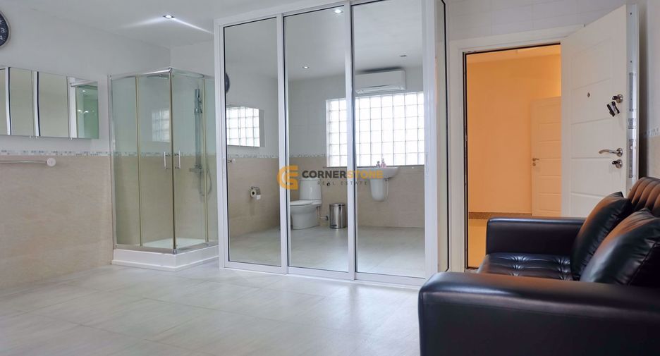 For sale 4 bedrooms house in Bang Lamung, Chonburi