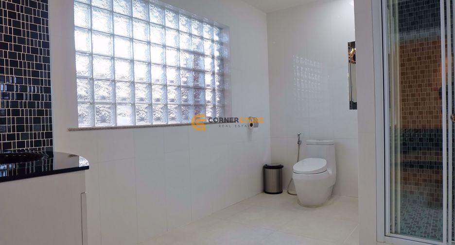 For sale 4 bedrooms house in Bang Lamung, Chonburi