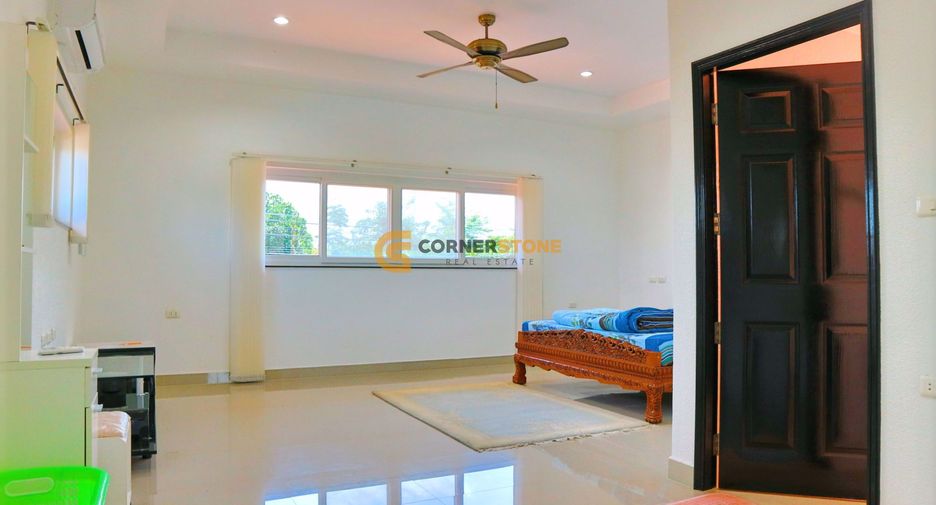 For sale 4 bedrooms house in Bang Lamung, Chonburi