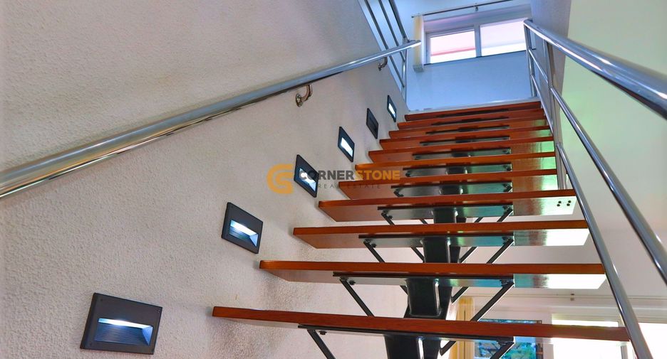 For sale 4 bedrooms house in Bang Lamung, Chonburi