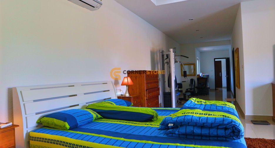 For sale 4 bedrooms house in Bang Lamung, Chonburi