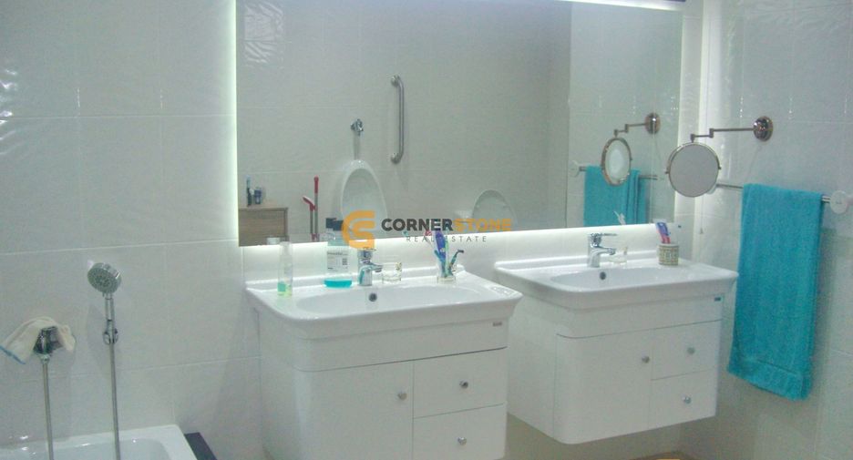 For sale 4 bedrooms house in Bang Lamung, Chonburi