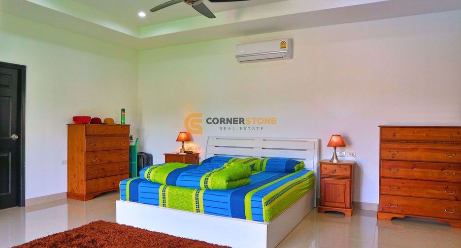 For sale 4 bedrooms house in Bang Lamung, Chonburi