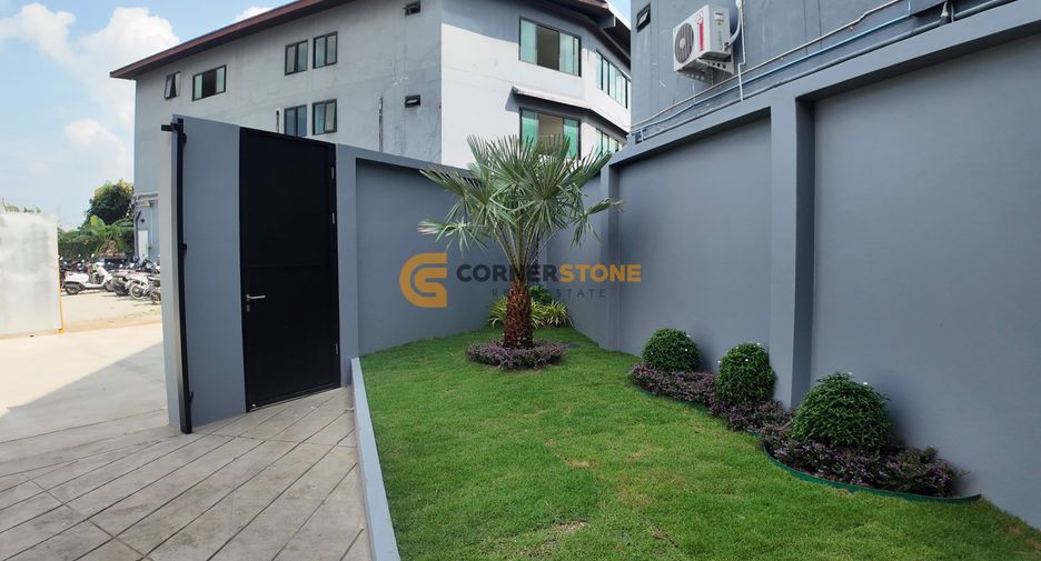 For rent and for sale 3 bedrooms house in Bang Lamung, Chonburi