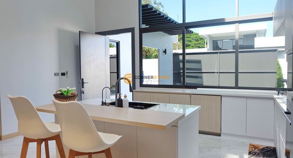 Haus zur Miete und zum Kauf mit 3 Zimmer in Bang Lamung, Chonburi
