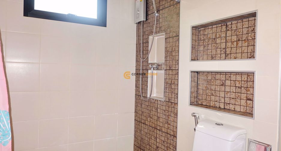 Casa en venta de 3 habitaciones en Bang Lamung, Chonburi