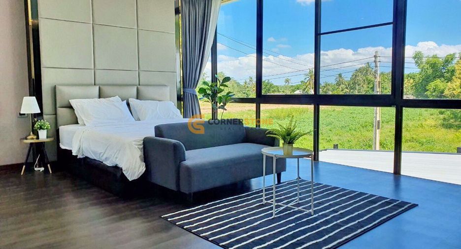 Haus zur Miete und zum Kauf mit 4 Zimmer in Bang Lamung, Chonburi