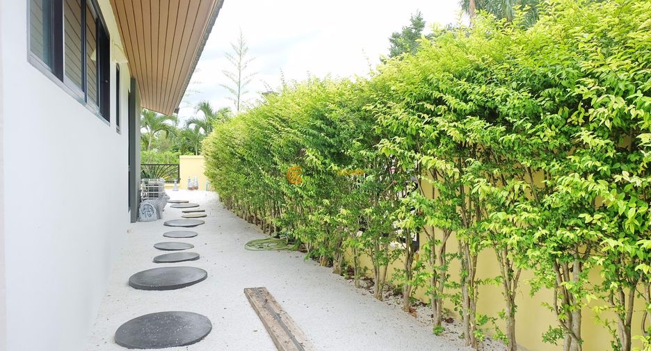 For sale 3 bedrooms house in Bang Lamung, Chonburi